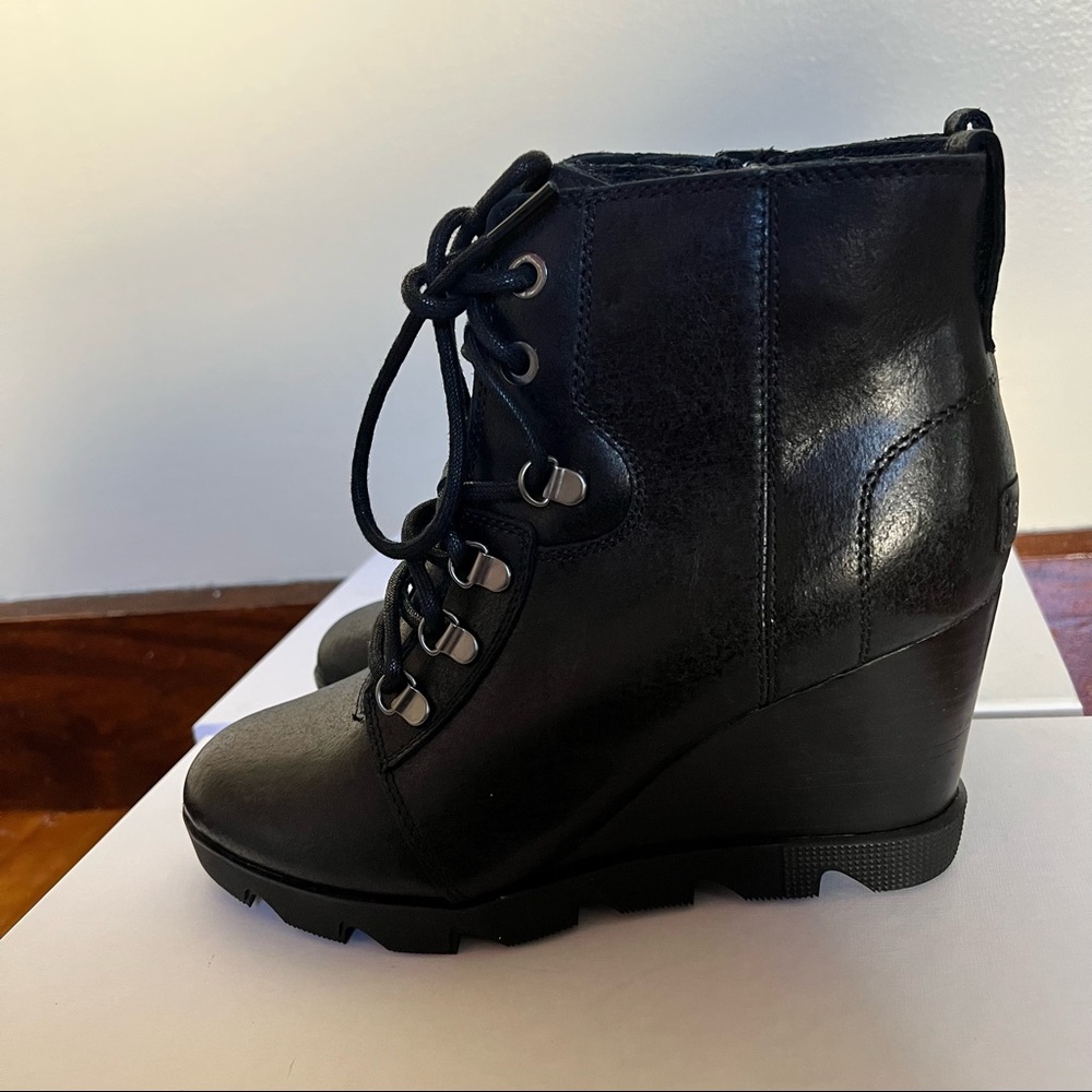 NWT Sorel Joan Uptown Waterproof Leather Ankle Bootie - Picture 9 of 14